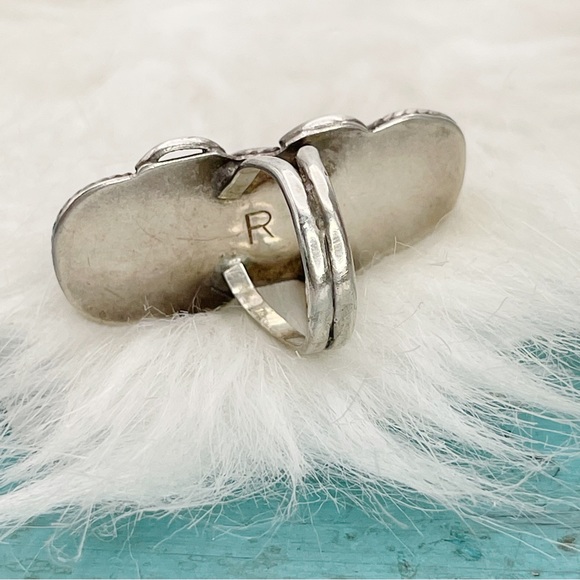 925 Three Stone Turquoise Signed Sterling Silver Native American Ring Size 5 - Picture 8 of 11